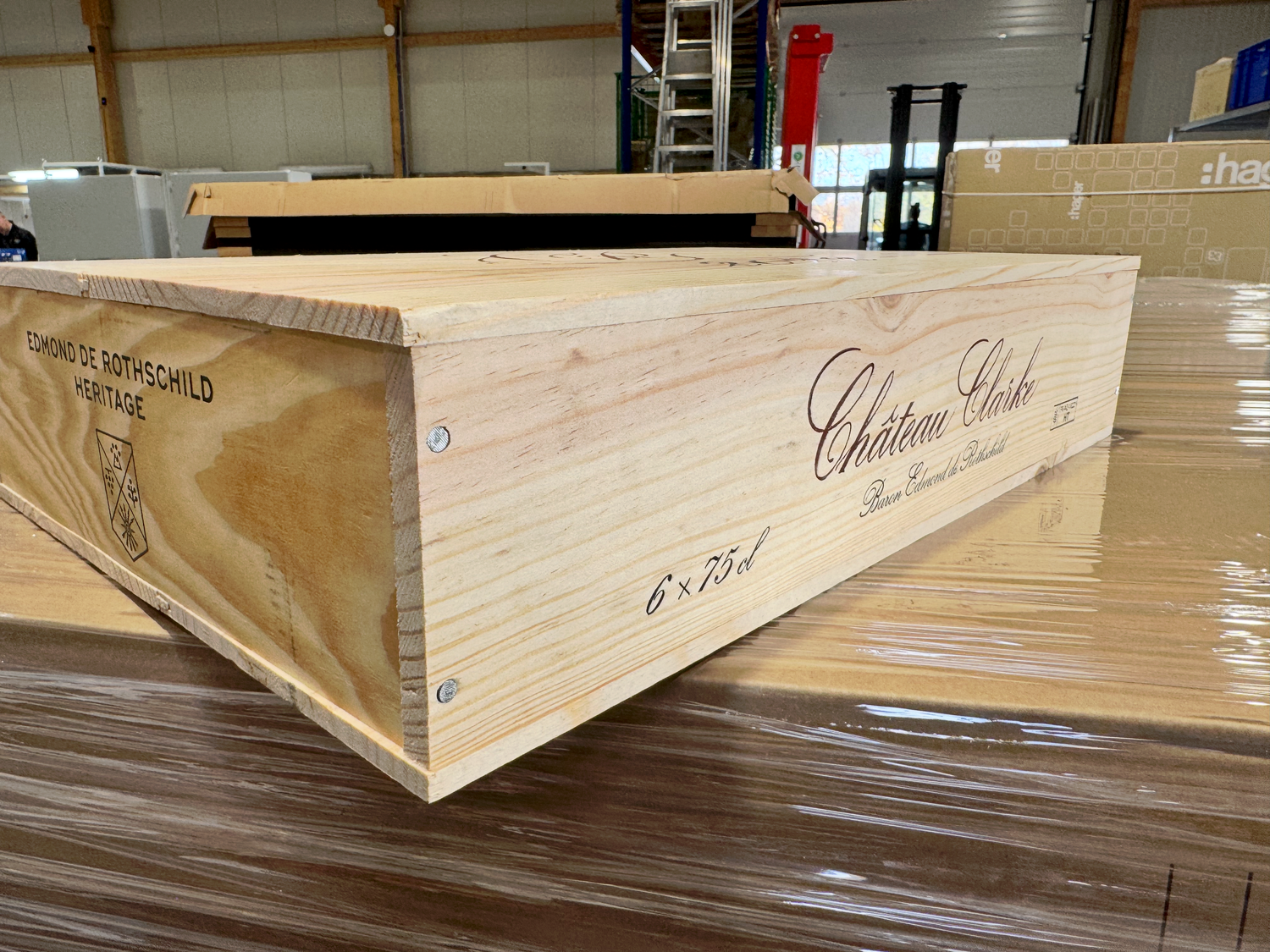 2022er Baron Edmond de Rothschild Château Clarke in der Holzkiste